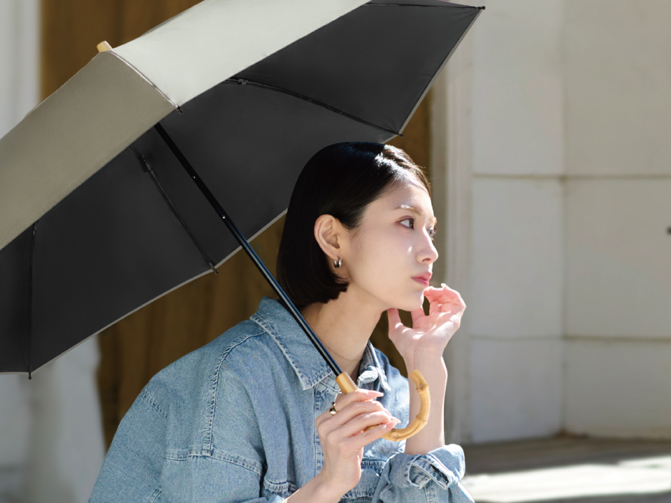 天然素材の持ち手を採用したsolshade 031